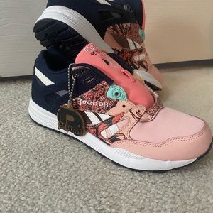 RARE REEBOK HEXALITE VENTILATOR WOMENS SNEAKERS S/6 1/2 NWOT